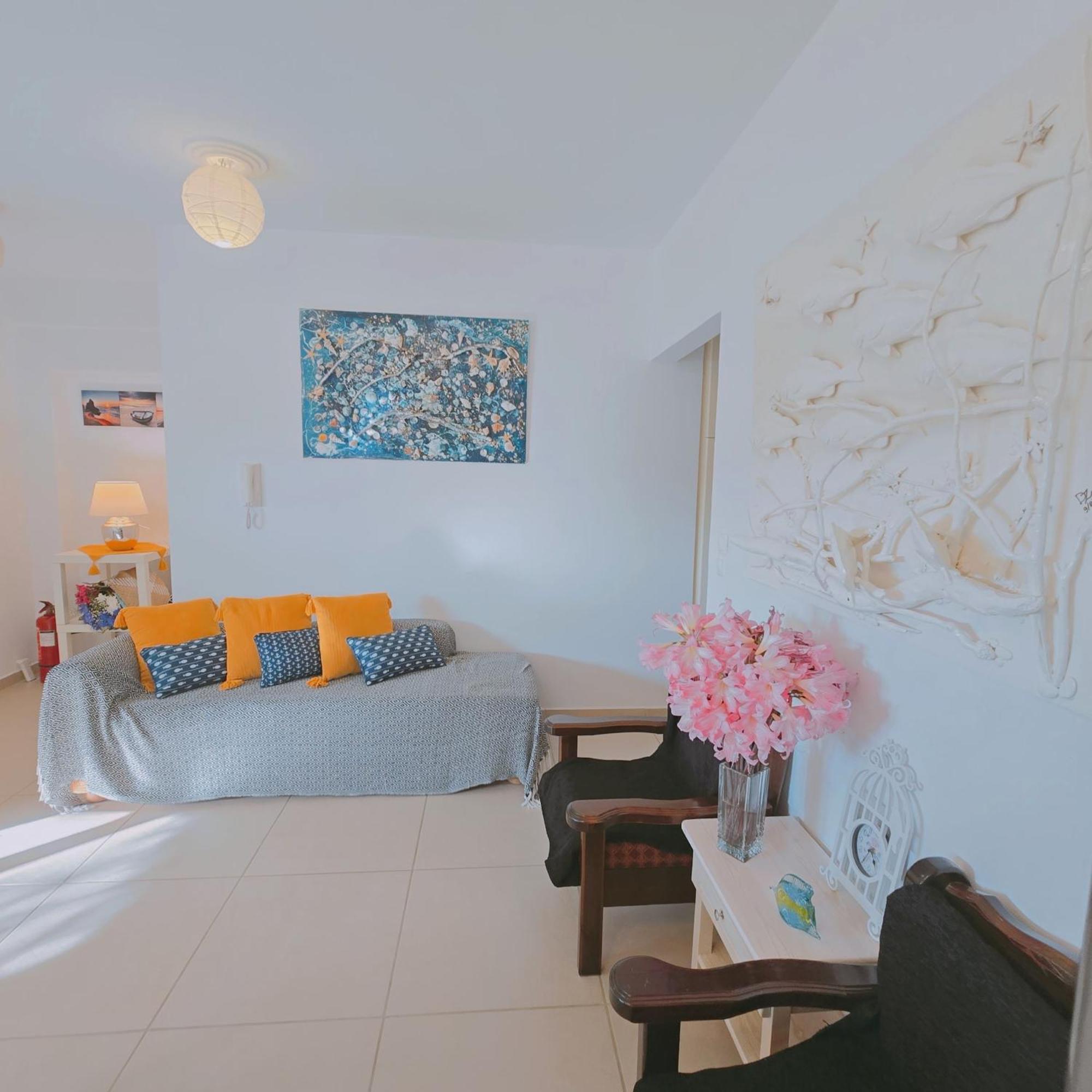 Lakithra Apartments Bagian luar foto