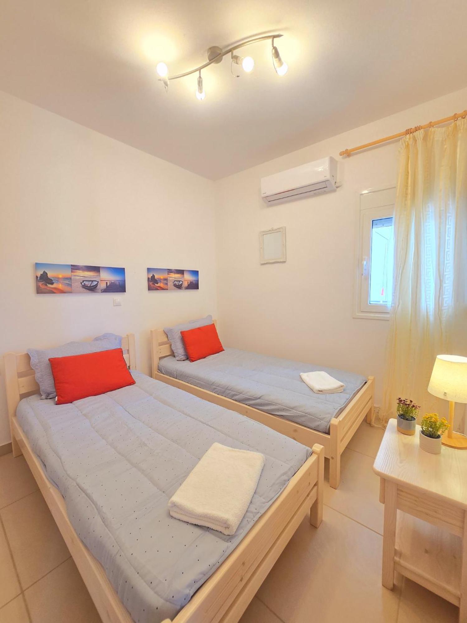 Lakithra Apartments Bagian luar foto