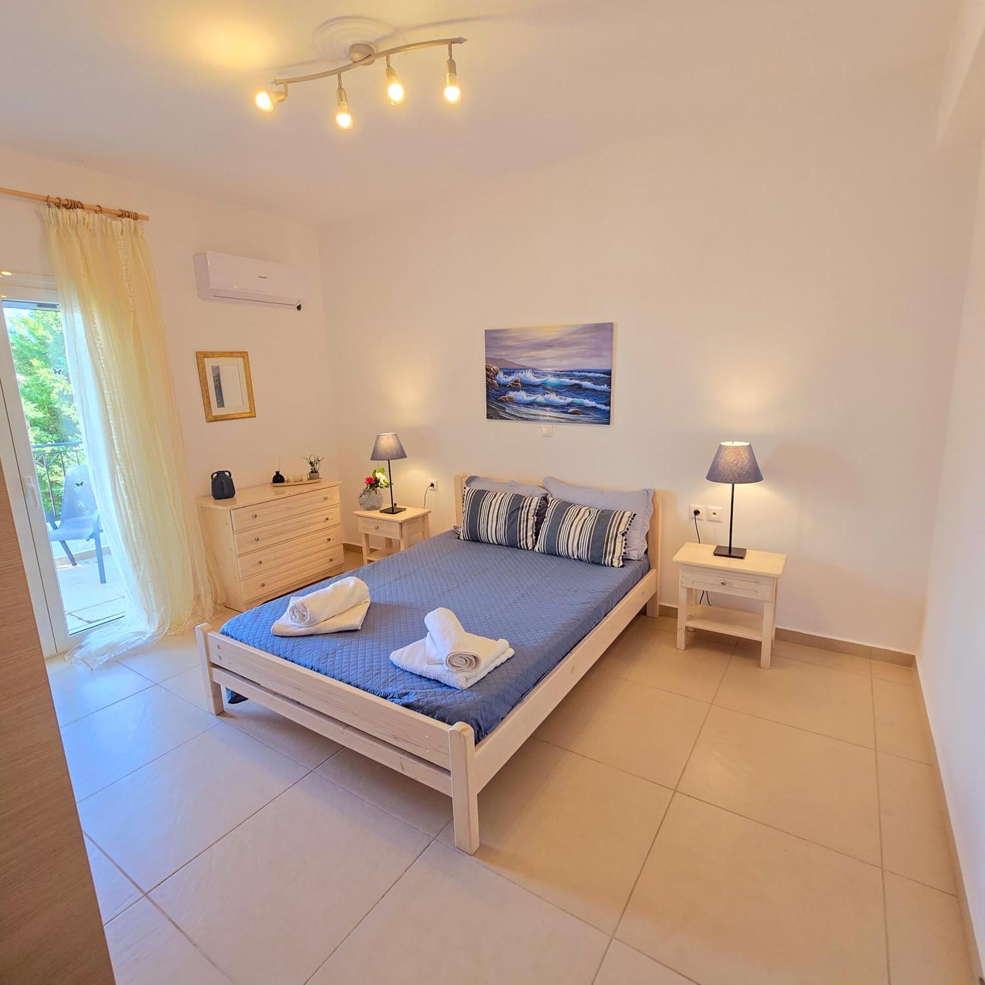 Lakithra Apartments Bagian luar foto